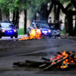 Siguen las manifestaciones frente al estadio de Newell’s: hinchas protestan contra la dirigencia